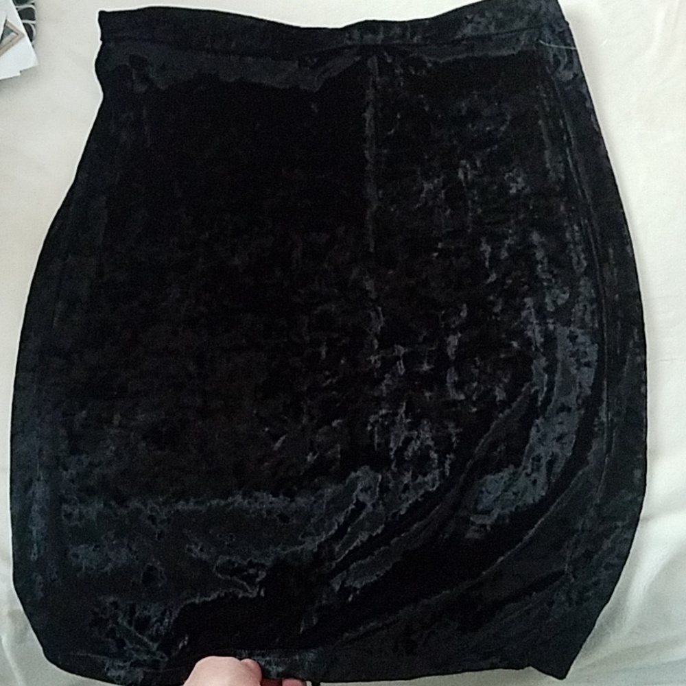 Black skirt